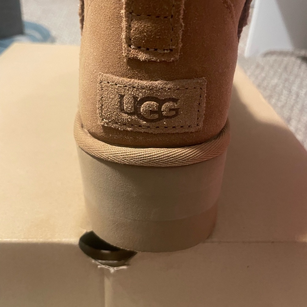 Cozy Tan Suede UGG Platform Boots - Picture 11 of 13